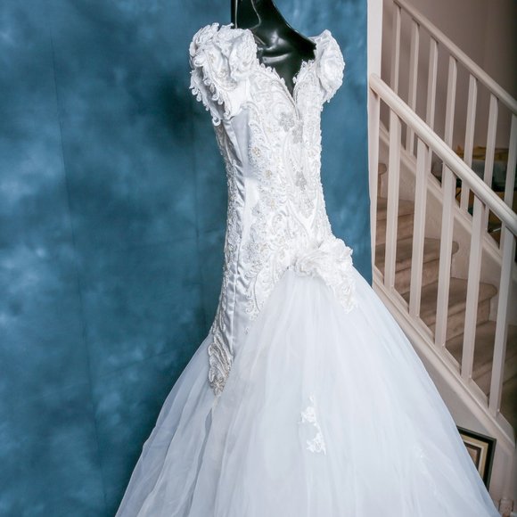 Vintage Wedding Dress + Vail  Mermaid White 4 - Picture 8 of 16